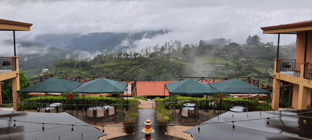 Paraiso Orocay Lodge Eksteriør billede