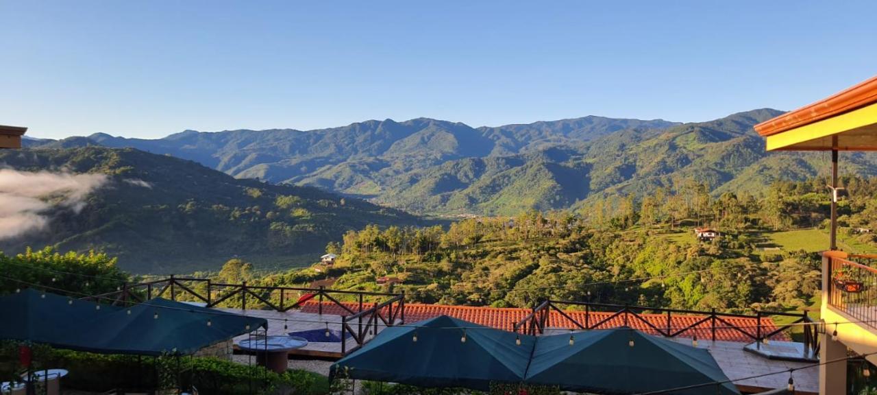 Paraiso Orocay Lodge Eksteriør billede