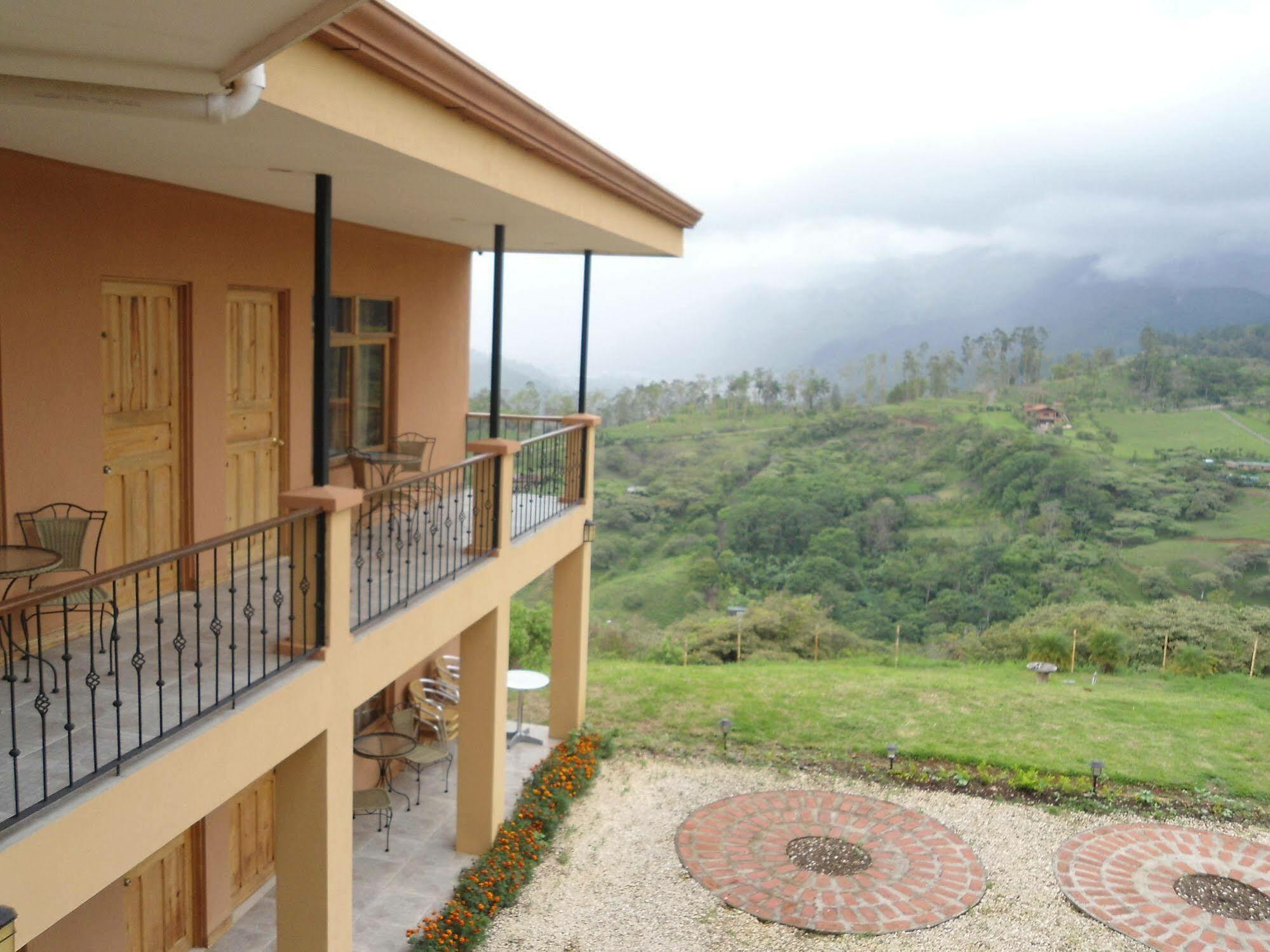 Paraiso Orocay Lodge Eksteriør billede